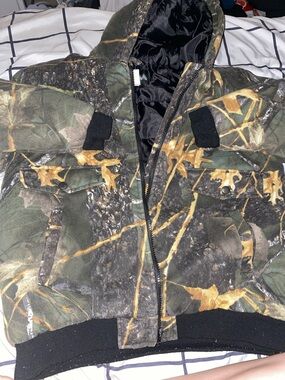 Super Soft Camo Hooded Puffer Jacket - Realtree Style